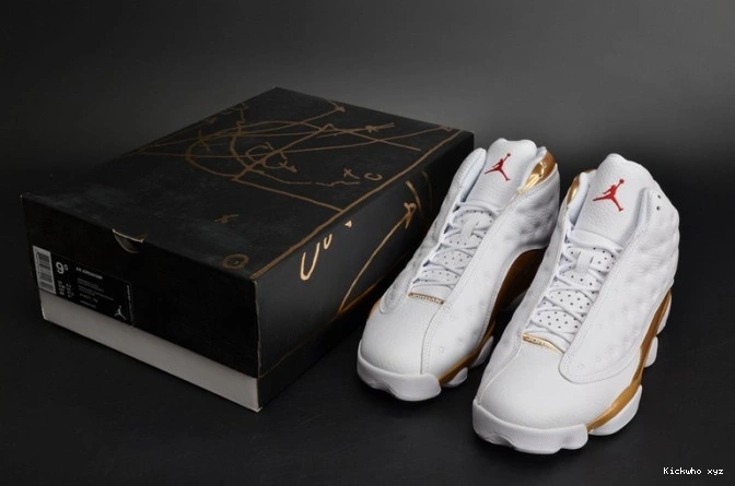 white JORDAN RETRO 414571-135 MOMENTS
